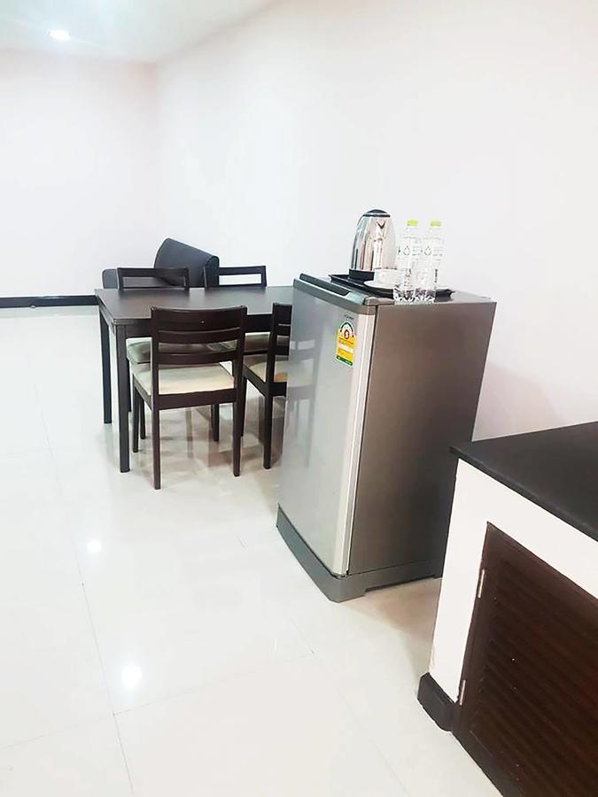 Hotel Mok Mek 72 à Bangkok Extérieur photo
